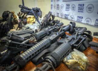 A proceso, cinco personas detenidas con armamento en Pinotepa