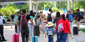 Miles de turistas llegan a Oaxaca para disfrutar la Guelaguetza 2026
