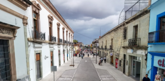 Entregan mejoramiento de calles del Centro Histórico de la ciudad capital