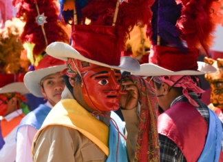 Preservan la Danza de los Guerreros del Sol en Juxtlahuaca