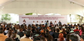 Cumplen con el magisterio; asignan plazas a 982 egresados normalistas
