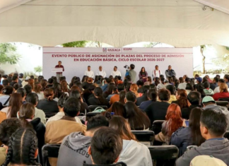 Cumplen con el magisterio; asignan plazas a 982 egresados normalistas