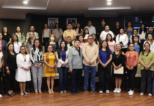 Capacitan a servidores públicos sobre la importancia de la labor periodística