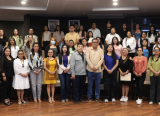 Capacitan a servidores públicos sobre la importancia de la labor periodística