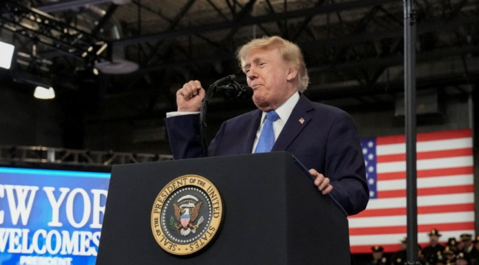 “Declararé el estrecho de Ormuz territorio de EU”, afirma Trump
