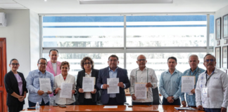 Firman acuerdo la UABJO y la CIDHPDA para fomental la cultura de paz