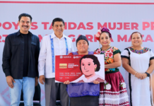 Con microcréditos y apoyos sociales, fortalecen a mujeres emprendedoras de Oaxaca