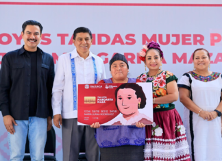 Con microcréditos y apoyos sociales, fortalecen a mujeres emprendedoras de Oaxaca