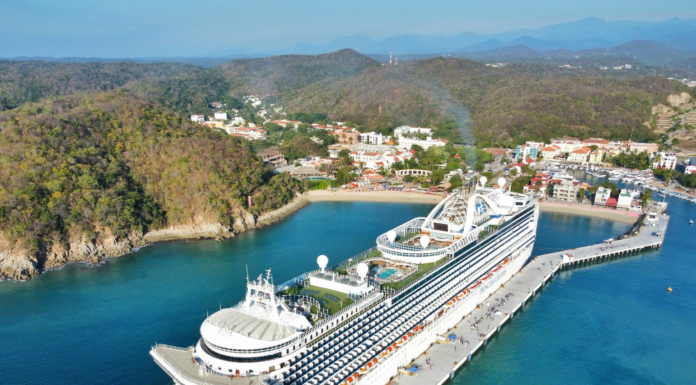 Se alista Huatulco para temporada de cruceros 2026