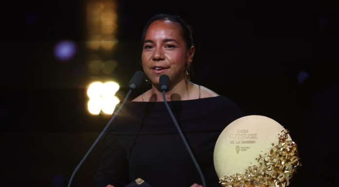 Mexicana Charlyn Corral, mejor delantera del año en el Balón de Oro