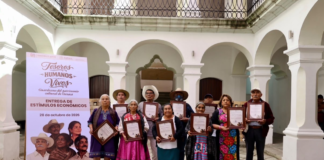 Entregan estímulos económicos a 10 personas con saberes ancestrales